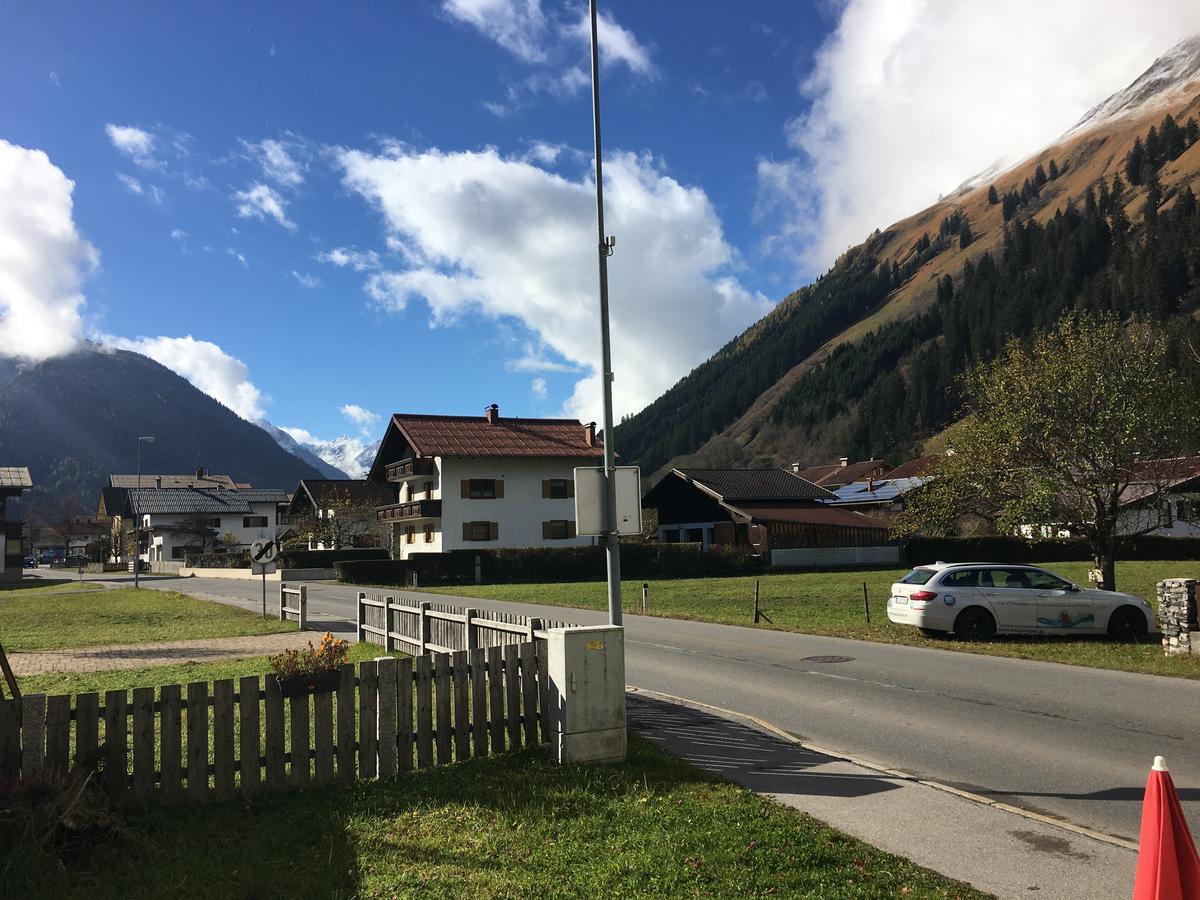 Gasthof Sonne Haeselgehr Exterior photo